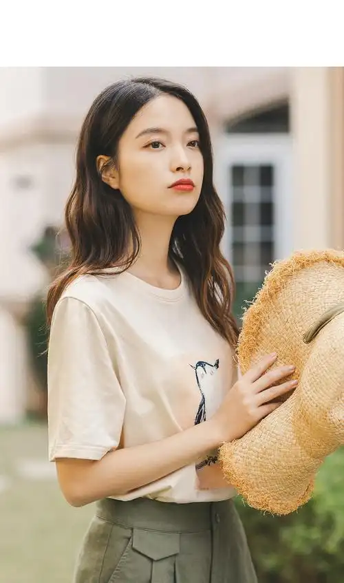 茵曼2020夏装新款t恤女短袖宽松棉质文艺印花圆领百搭小清新上衣