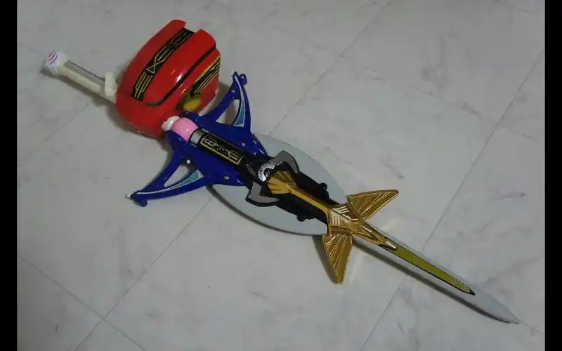 百兽战队破邪百兽剑武器合体