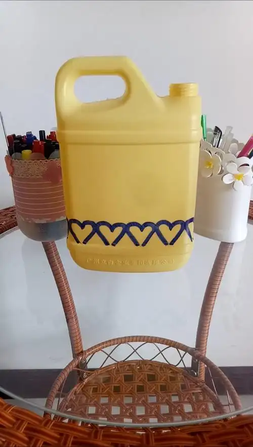 寻找最牛手艺人#洗洁精桶创意改造