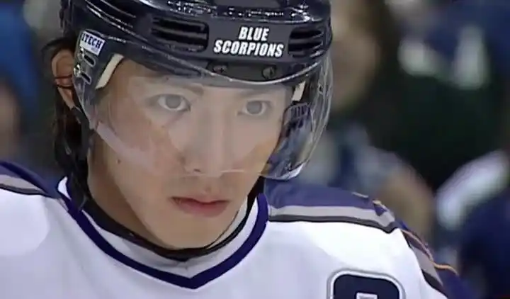 17年前日剧《冰上恋人》里的木村拓哉