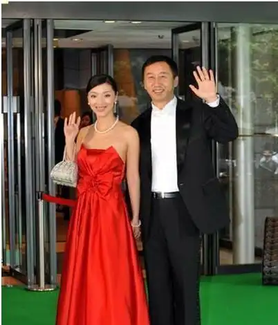 刘小薇和冯小宁