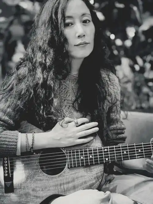 姜昕一首好歌里有一条只能意会的金线