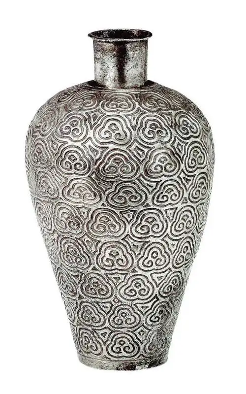 宋代的南方窑系以青瓷为重,青瓷不尚表现图案类型的纹样,五代至宋的