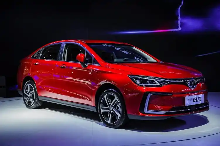 硬核实力北汽新能源发布eu5r600智惠管家app