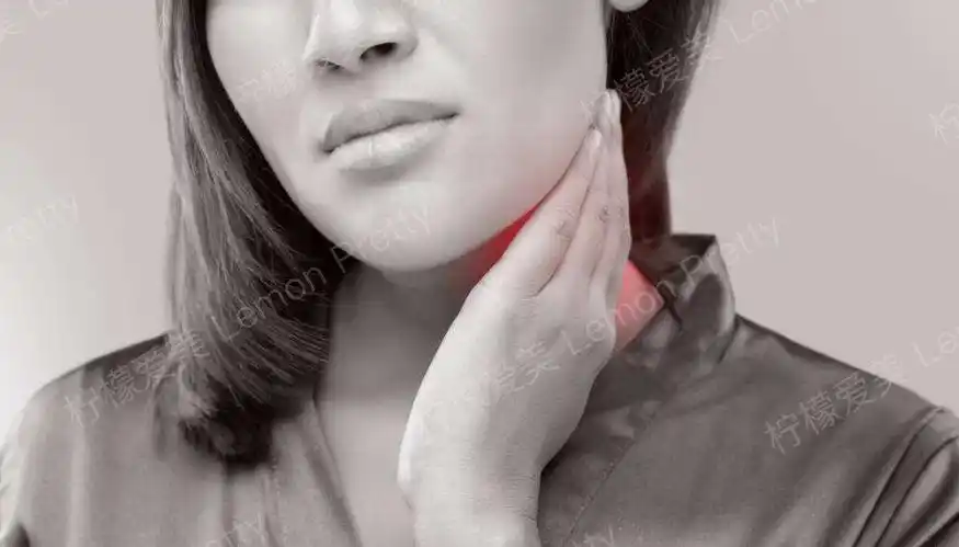 下巴肿了是怎么回事