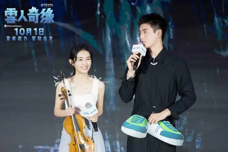 陈飞宇首次配音就喊破嗓为雪人奇缘拼了