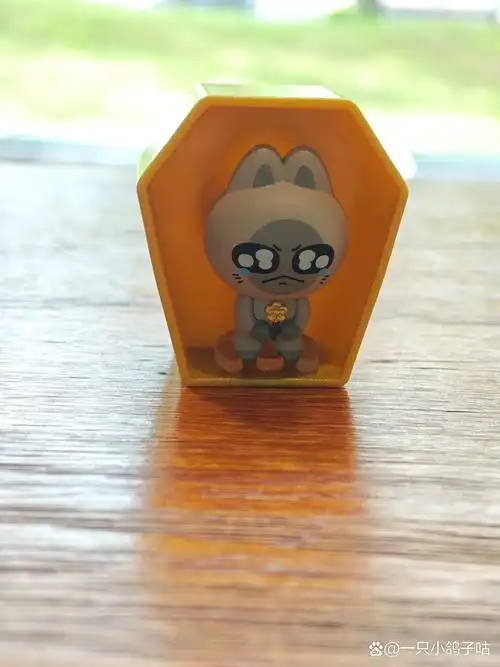 住单间的田中很寂寞 住单间的厘普很寂寞 那就住楼上楼下吧!