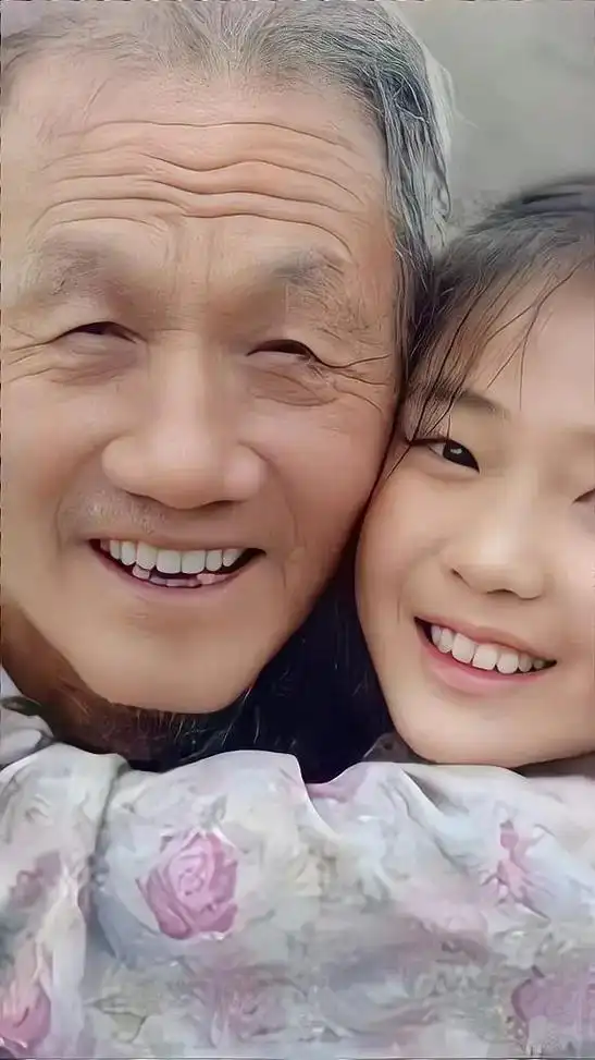 齐如意,1997年12月1日出生于北京市,中国内地女演员 - 抖音