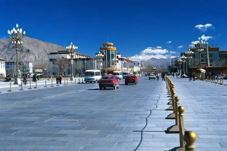 处:拉萨,日喀则,江孜国家历史文化名城3座:拉萨市中国优秀旅游城市1座