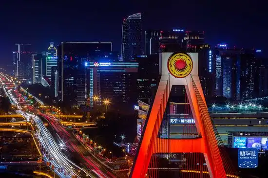 成都天府立交夜景