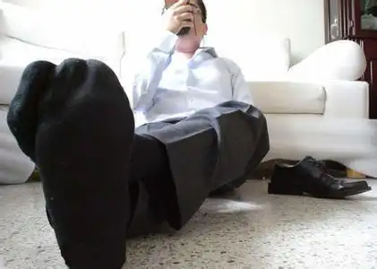 恋大叔的皮鞋黑袜大脚