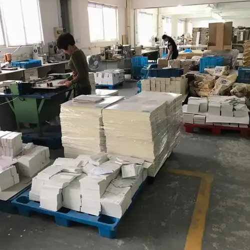 印刷厂作业人员