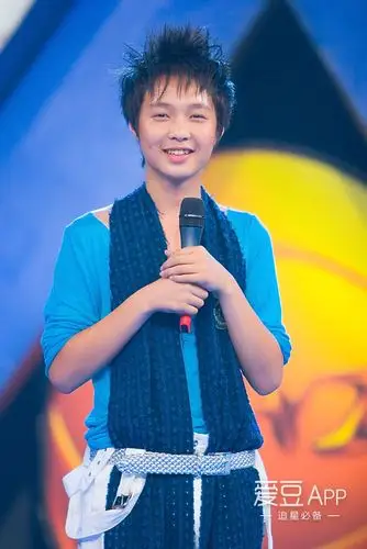 (文/一颗大白牙菲林 图/张艺兴的小天使xback)