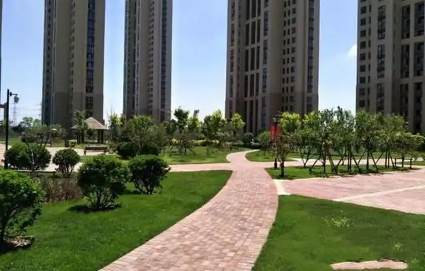 大连湾鹿港小镇 两室两厅南北通透全明户型 大连湾qing轨站