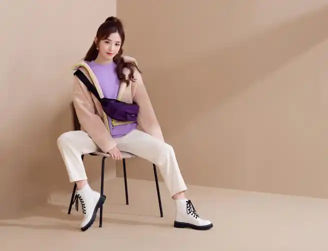 不再酸甜的张含韵,现在也太能"装"了-辛辣八卦-八卦帝