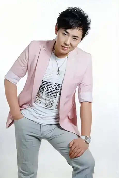 回应祁隆8万梗是故意踩低圈内艺人_段位_录音_乐凡