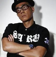 陈小春照片大全 霸气_微信头像图片大全