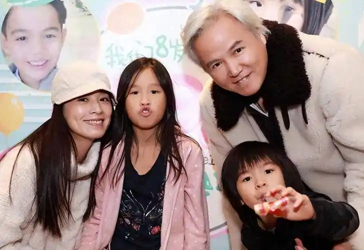 试管女儿颜值逆袭,帅儿五官似林瑞阳_林家菱_曾哲贞_妈妈