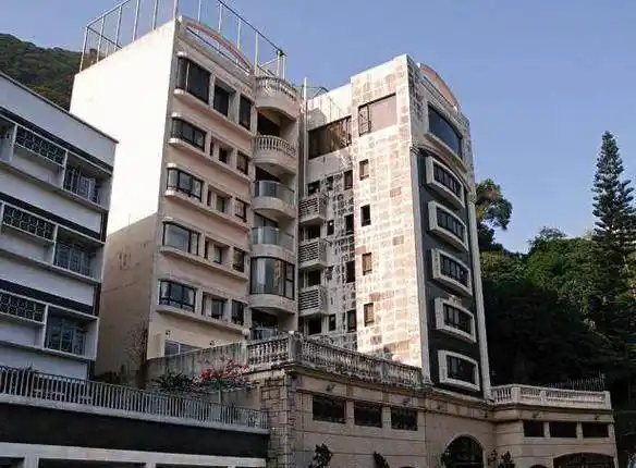 郭富城以月租8万,租下同栋单位给岳母,方媛逛街省钱只看中档货_陈小春