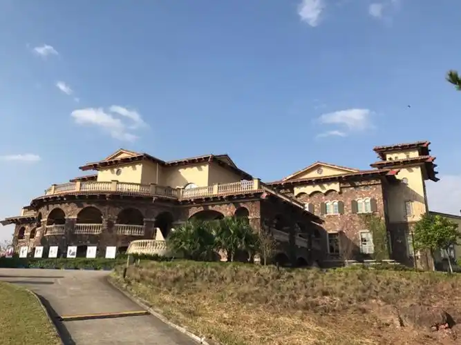 美丽的清远市狮子湖高尔夫俱乐部!