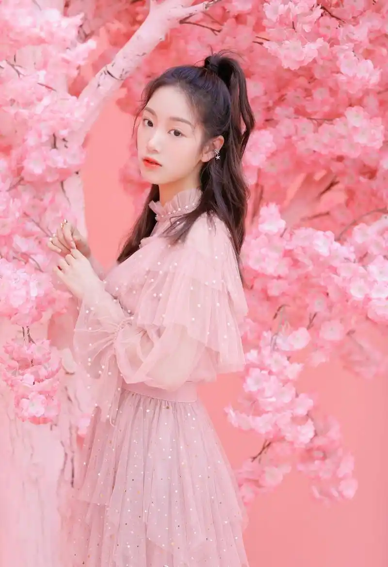 《我和两个他》6大美女,张子枫仅排第四,第一的她漂亮有气质