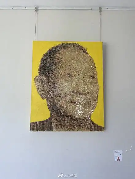 用水稻秸秆作画致敬袁隆平