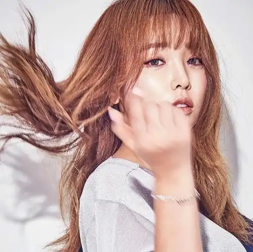 小编强推荐韩国民谣女神打糕舞鼻祖洪真英