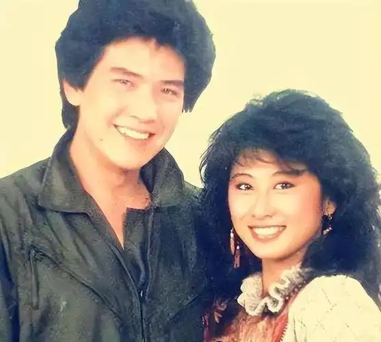 叶倩文和费翔分手41年了,他们的生活相差好大啊