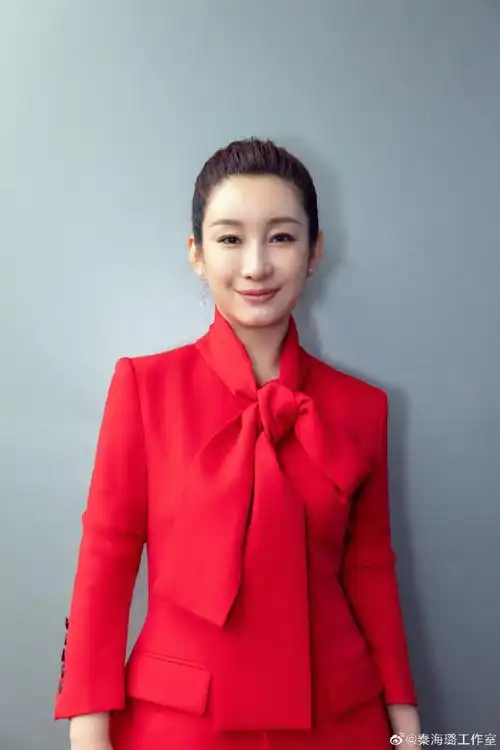 秦海璐秋日居家ootd##秦海璐秋天氛围感居家写真