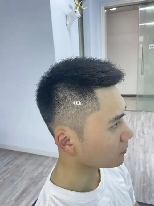 免打理短款栗子头