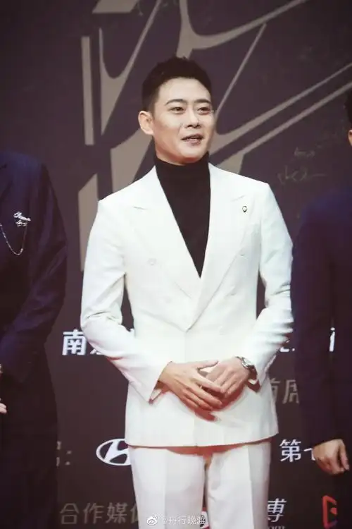 栾云平[超话]# 喜欢可抵万难 20201220 . 来自舟行晚渡 - 微博