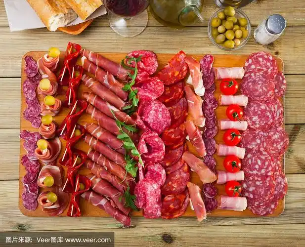 西班牙肉拼盘俯视图