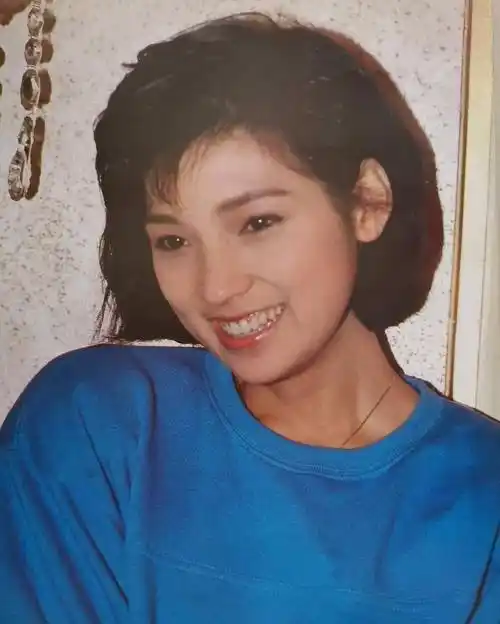 演员戚美珍,和苗侨伟因戏生情,结婚32岁零绯闻_周星驰_黄日华_合作