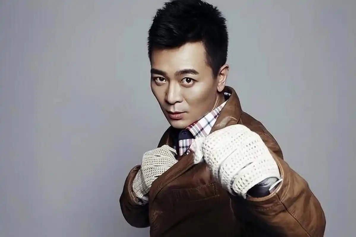 还有一个女吴越,在《我的前半生》里演小三那个实力演员,因为他们的