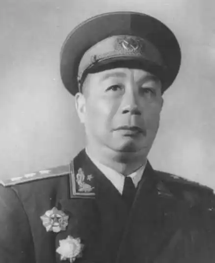 陈士榘:帮助大军渡江解放南京的人,原来是一个温文尔雅的小女子