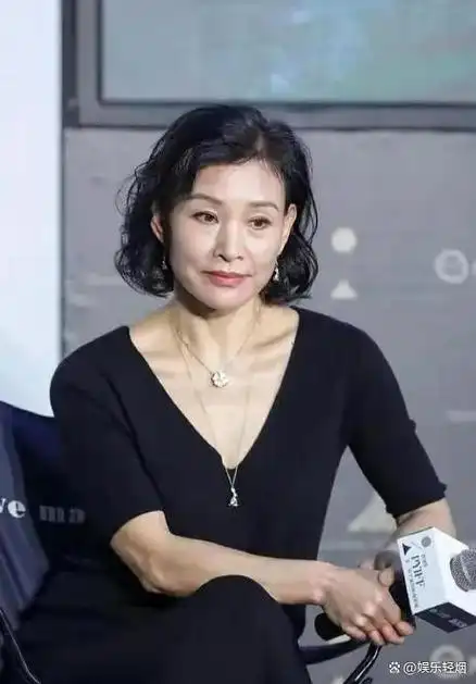 看完陈冲25岁照片,力压巩俐媚骨天成,不愧是"阅女无数