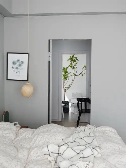 好睡的卧室06灰色调极简卧室真的过时了吗