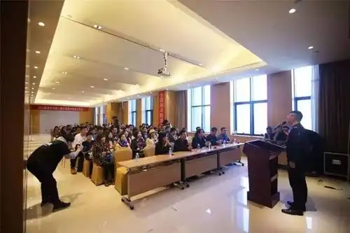 国美庆 汇理想丨第三届全国美术精英交流会开幕