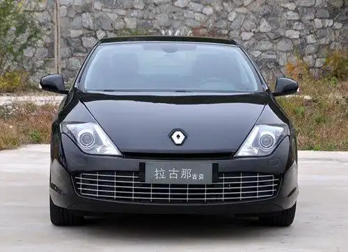 雷诺双门轿跑拉古那古贝在广州车展上市