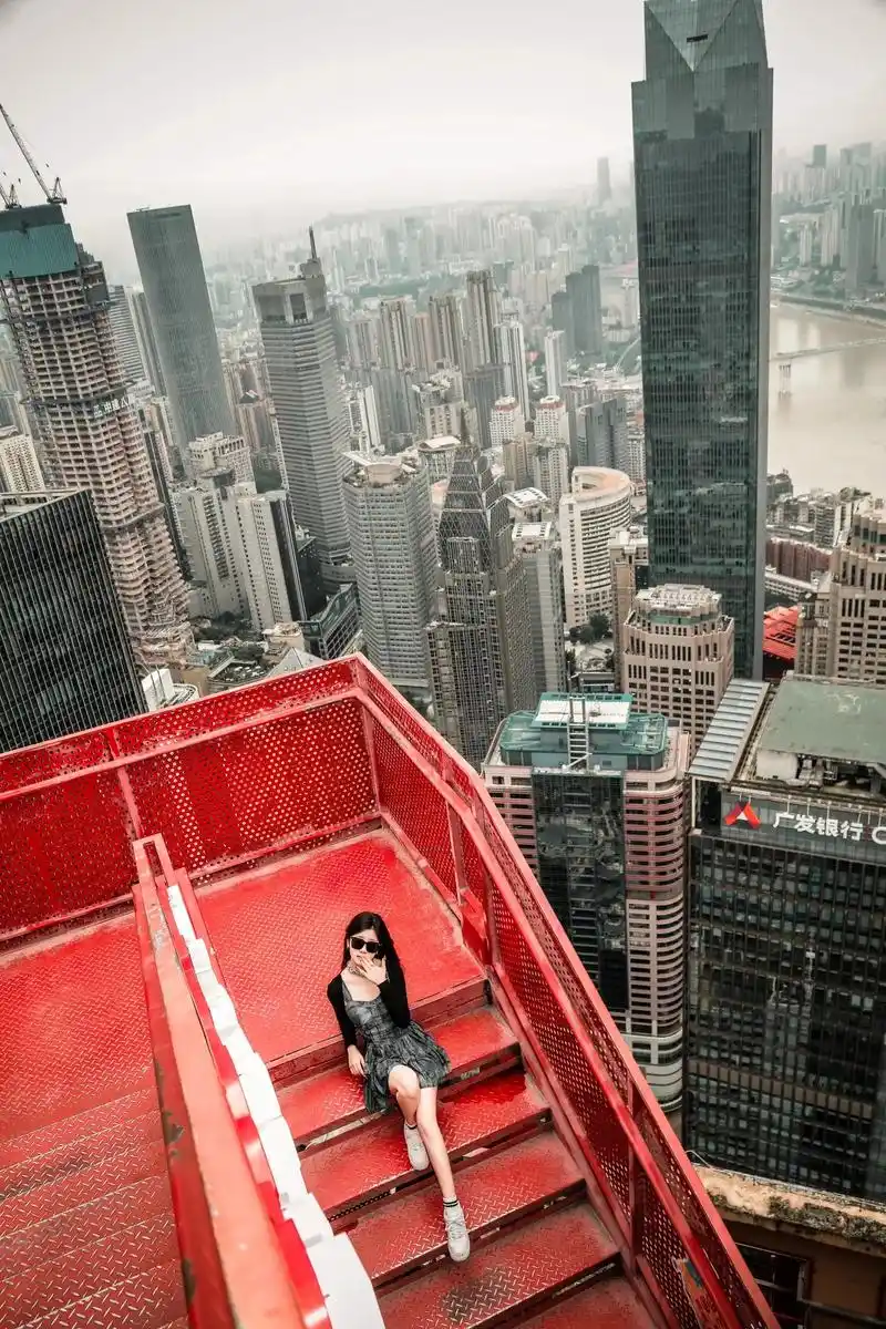 重庆最美网红打卡地.『云端之眼』 重庆最炫酷的观景台 它位于 - 抖音