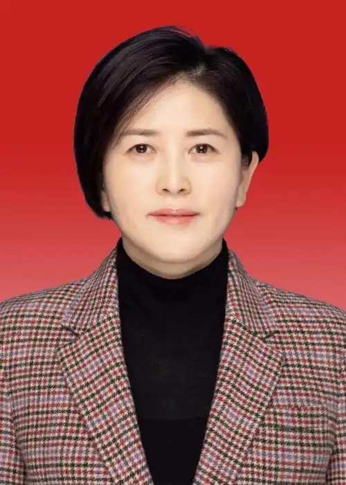 她是市医院院长 拟提拔为省辖市副市长!