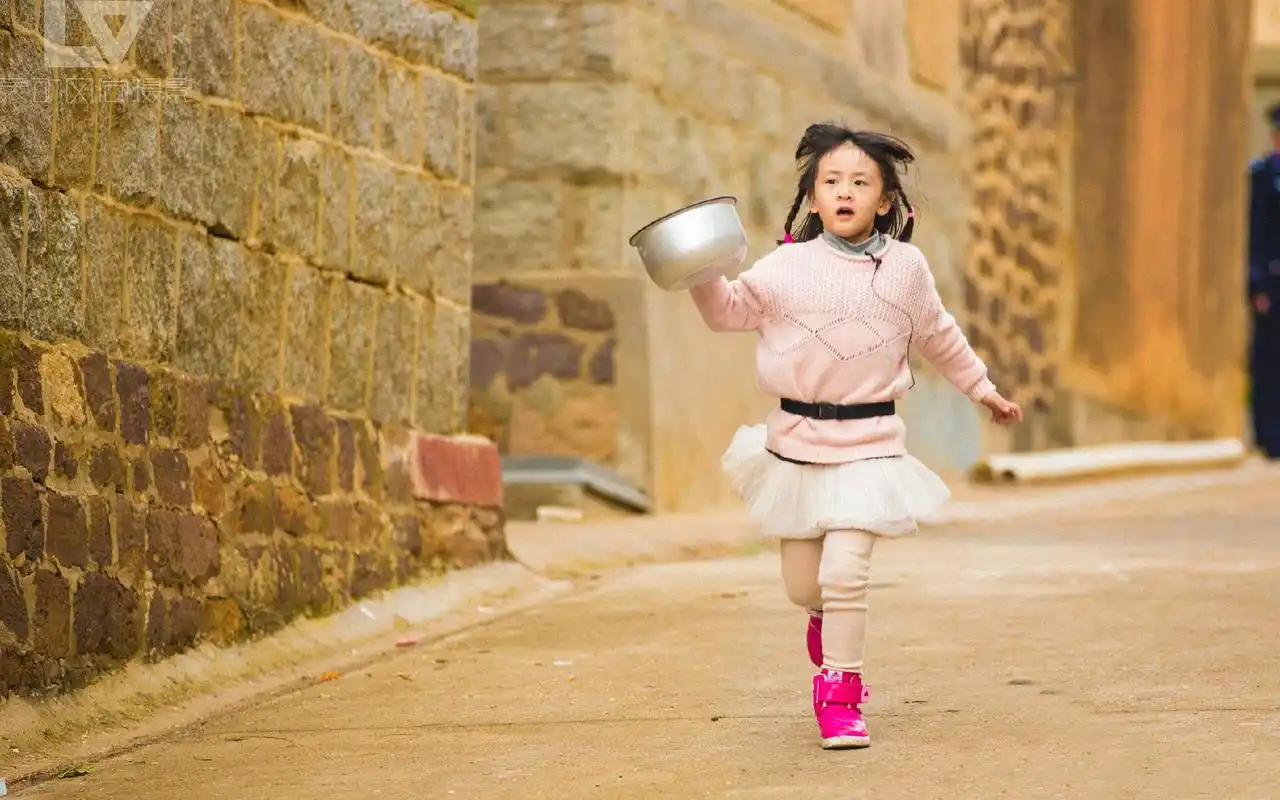 田雨橙美丽灵气的女孩高清桌面壁纸