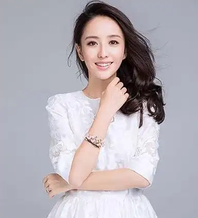 "女神"佟丽娅(佟丽娅经纪人,佟丽娅明星代言)