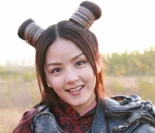 最后一个人要说的就是冼色丽,在电视剧封神榜之武王伐纣里扮演过哪吒