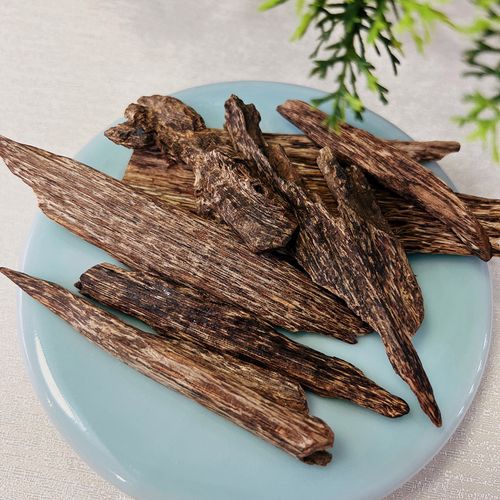 越南金三角树心油沉香熏料实心原木熏香料高油脂可电熏炉甜香袭人