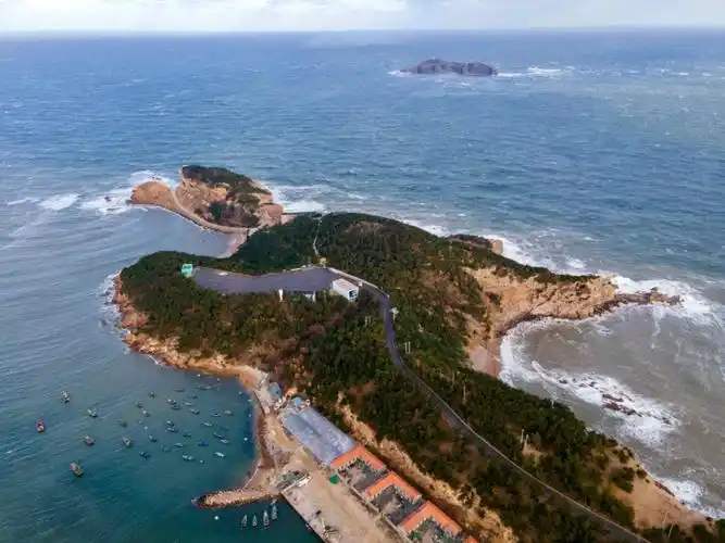 威海海边摩天岭海驴岛浪花