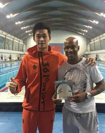 孙杨身高2米,和马布里过招很出彩!自诩西湖流川枫,天生小前锋