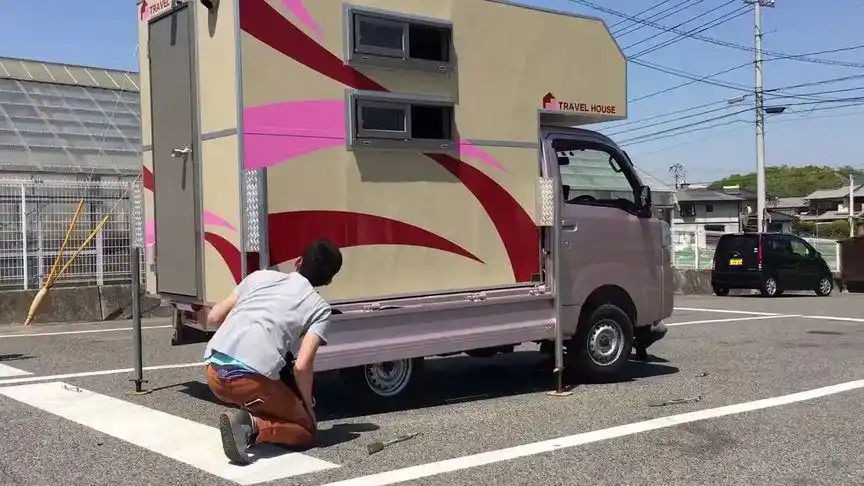 轻型货车改装房车另一思路,载货式车厢设计分享,拆装自由