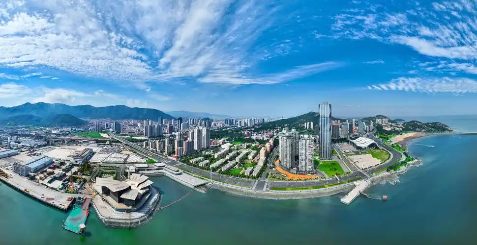 江苏连云港牵手世界共筑一带一路强支点