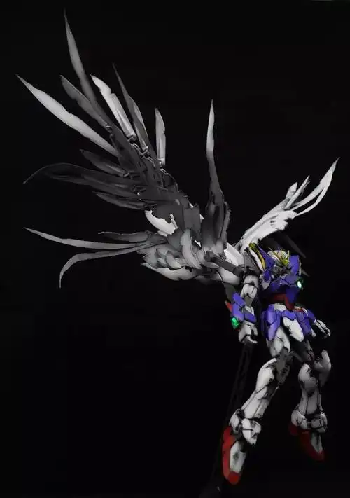 【高达w】万代mg飞翼零式战损加灯